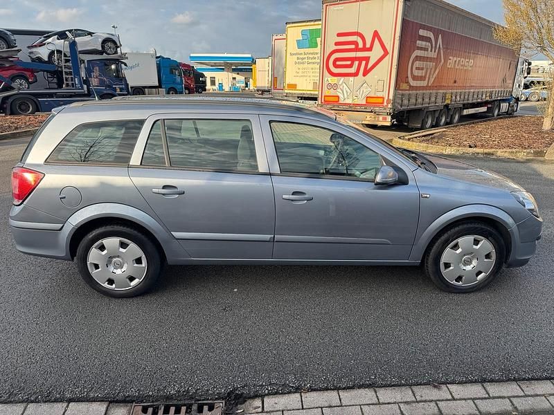 Gebraucht Opel Astra Comfort 105 PS (77 kW) 2006 Grau Kombi