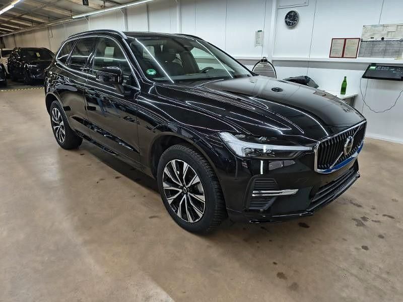 Gebraucht Volvo XC60 Core 197 PS (144 kW) 2023 Schwarz SUV
