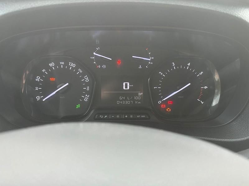 Gebraucht Toyota Proace 150 PS (110 kW) 2021 Weiß Van / Kleinbus