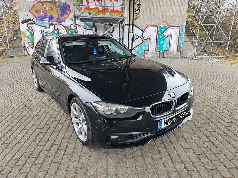 Second-hand BMW 320 186 CP (136 kW) 2017 Negru Break
