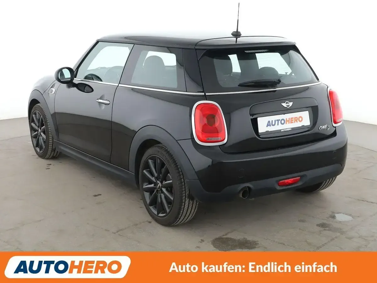 Occasion Mini One D 95 PK (69 kW) 2017 Zwart Hatchback