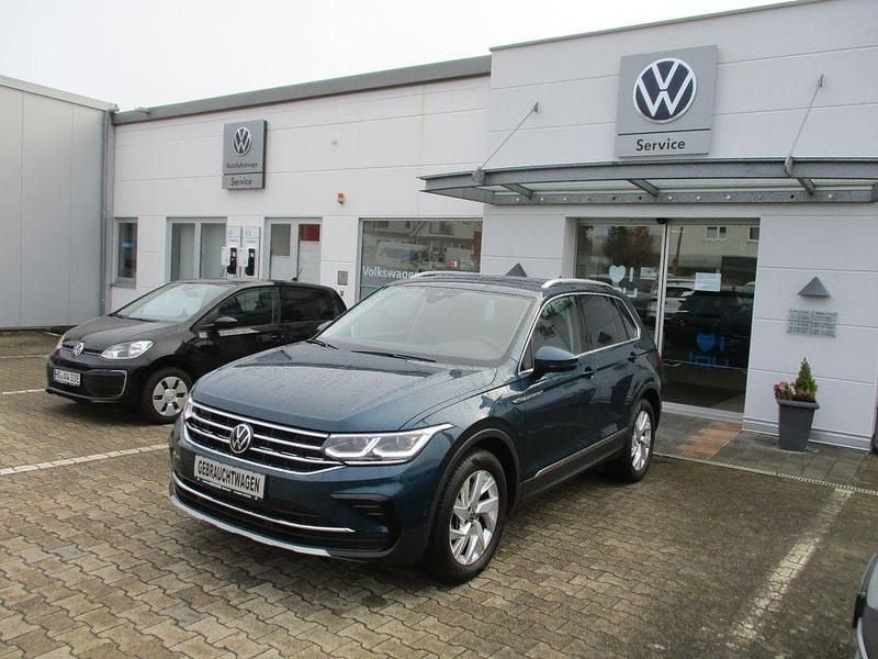 Blau Gebraucht 2021 VW Tiguan Elegance SUV | 31.490 € (Fairer Preis) - Bild 1/4