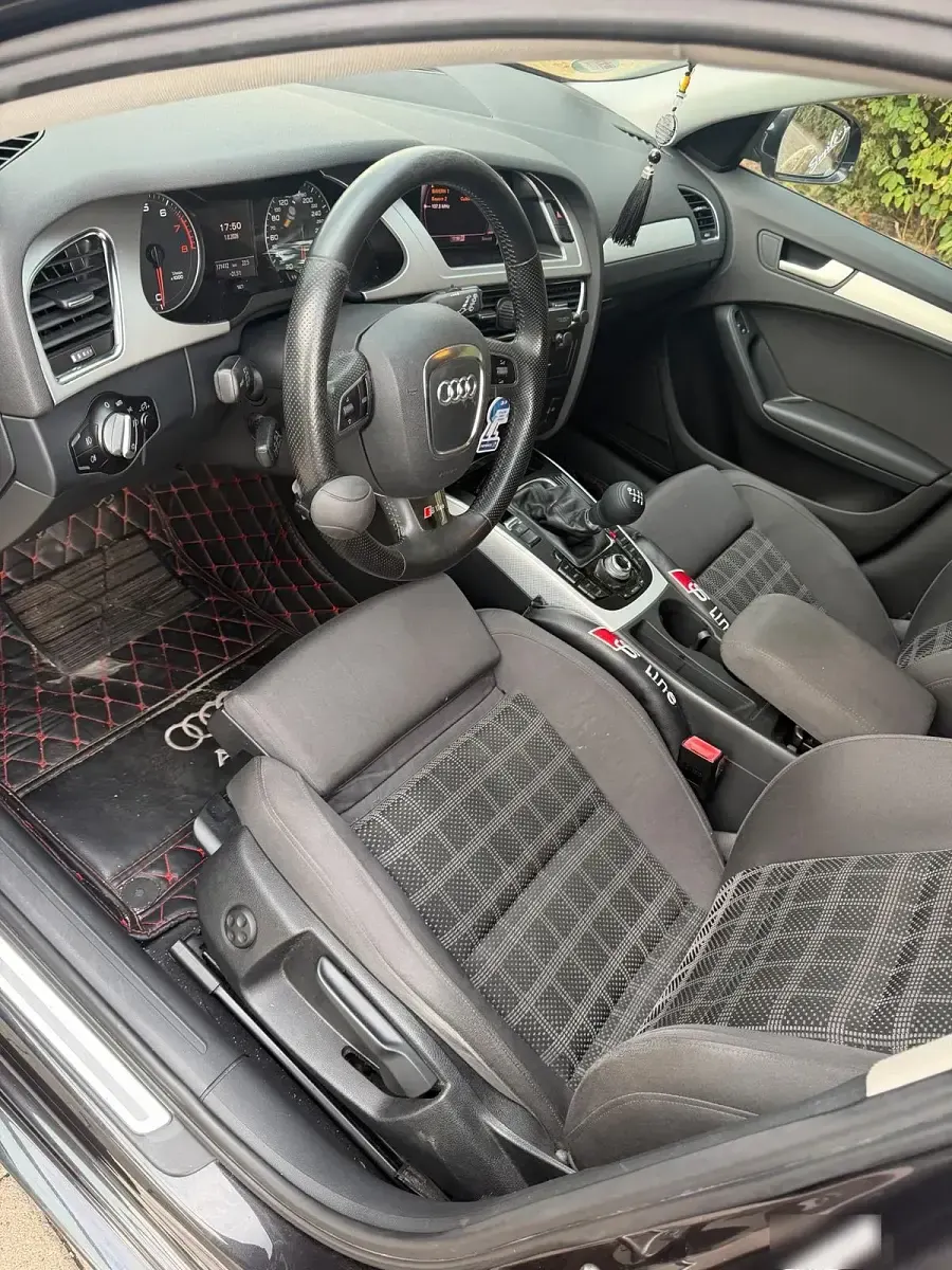 Gebraucht Audi A4 190 PS (139 kW) 2011 Grau Kombi
