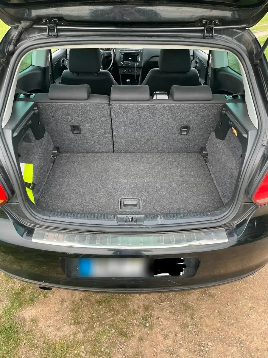 Second-hand VW Polo 90 CP (66 kW) 2011 Negru Hatchback
