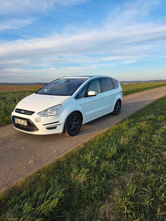 Second-hand Ford S-MAX S 200 CP (147 kW) 2013 Alb Monovolum
