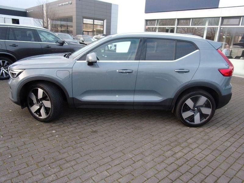 Gebraucht Volvo XC40 Plus 192 PS (141 kW) 2022 Grau SUV