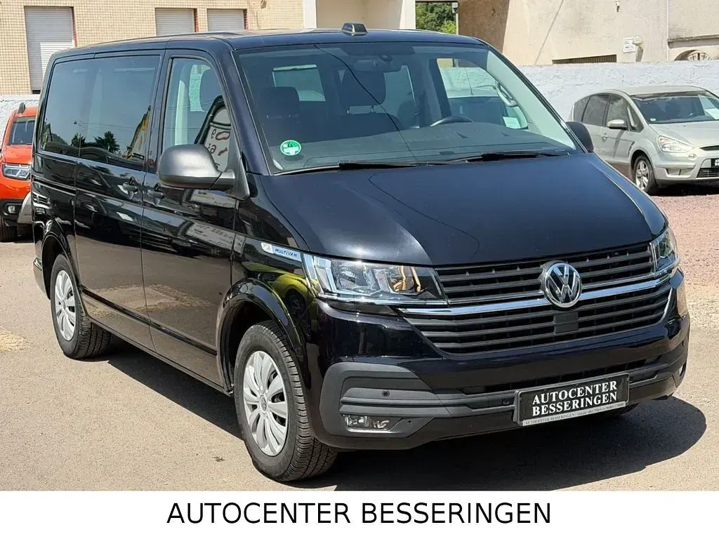 Gebraucht VW Multivan 150 PS (110 kW) 2022 Deep black Van / Kleinbus