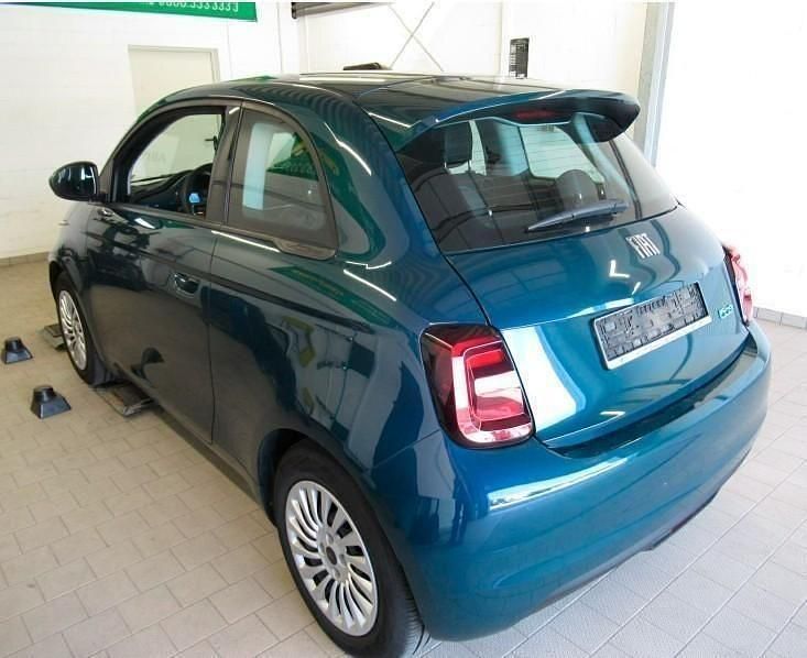 Gebraucht Fiat 500e 86 kW (118 PS) 2023 Grün Kleinwagen