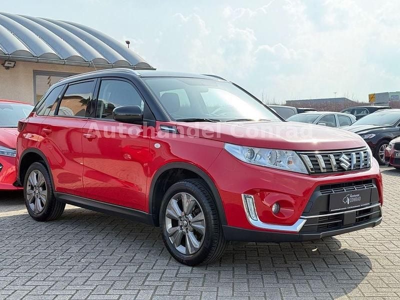 Gebraucht Suzuki Vitara 140 PS (102 kW) 2019 Rot SUV