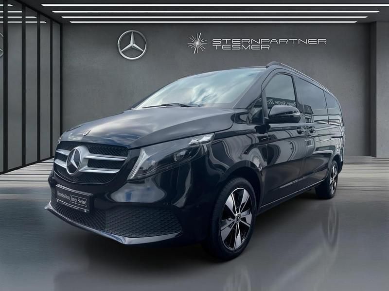 Schwarz Gebraucht 2024 Mercedes V220 Edition Van / Kleinbus | 54.980 € (Teuer) - Bild 1/3