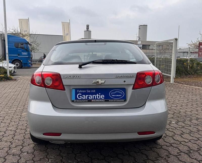 Gebraucht Chevrolet Lacetti SX 109 PS (80 kW) 2005 Silber Limousine