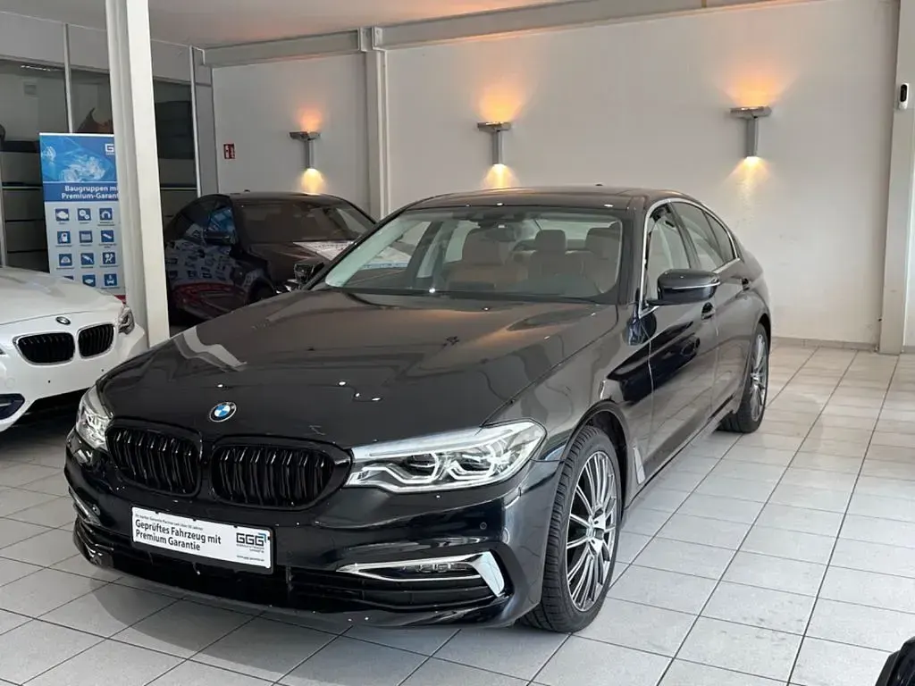 Gebraucht BMW 520 Luxury Line 184 PS (135 kW) 2020 Schwarz Limousine