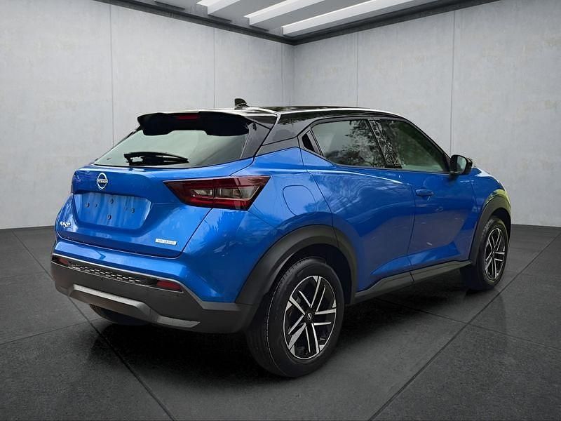 Neu Nissan Juke 143 PS (105 kW) 2025 Blau SUV