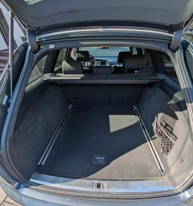 Gebraucht Audi A6 Ambiente 179 PS (131 kW) 2006 Blau Kombi