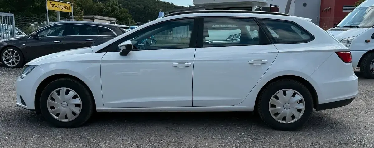 Używany Seat Leon 105 KM (77 kW) 2014 Biały Kombi