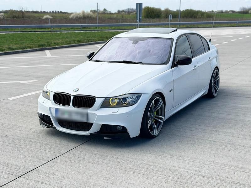 Gebraucht BMW 335 Performance 407 PS (299 kW) 2009 Weiß Limousine