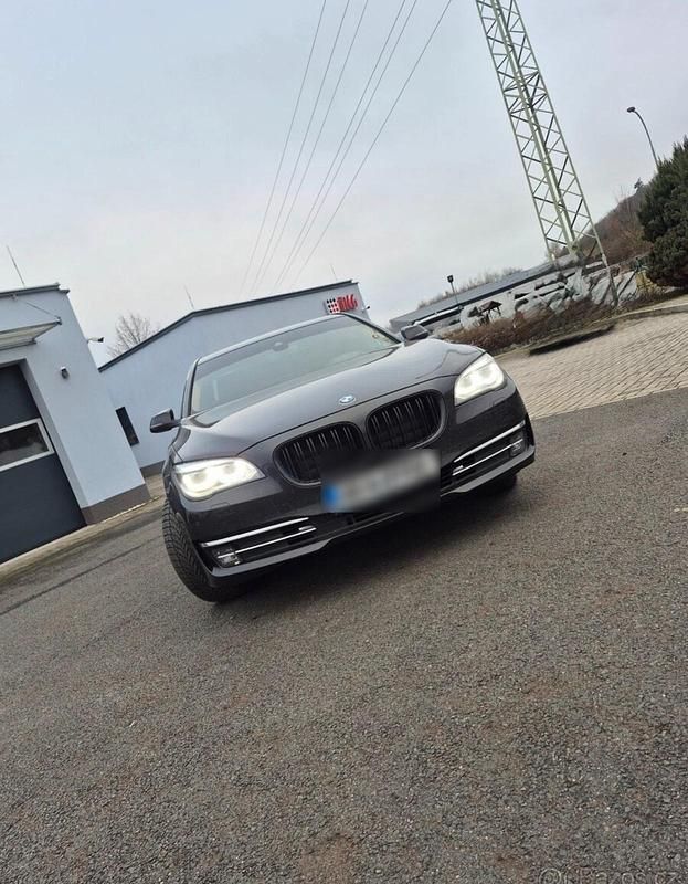 Gebraucht BMW 730 258 PS (189 kW) 2014 Schwarz Limousine