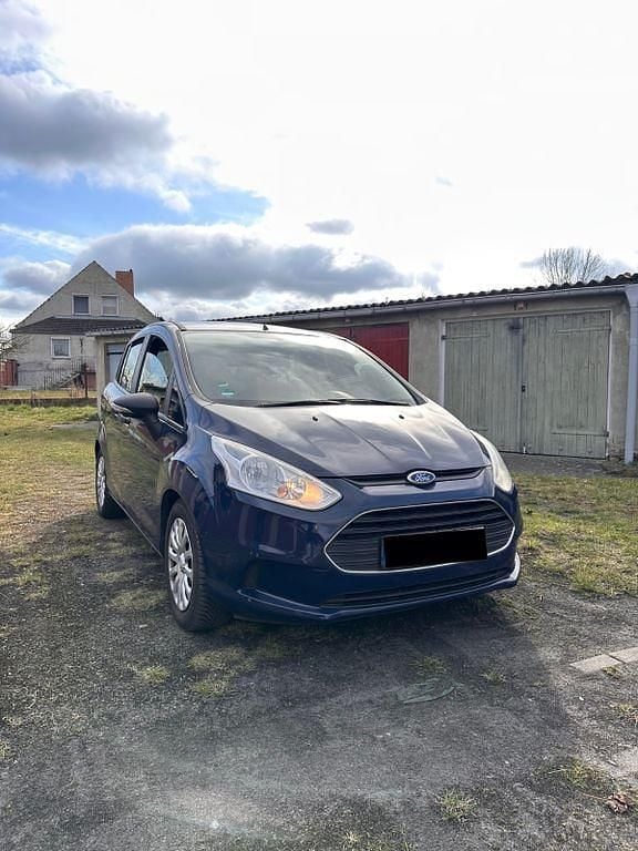 Blau Gebraucht 2013 Ford B-MAX Ambiente Van / Kleinbus | 7.700 € (Fairer Preis) - Bild 1/4