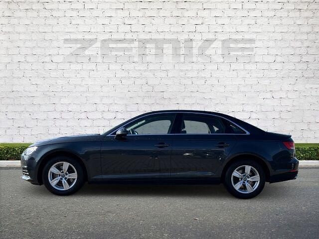 Gebraucht Audi A4 Design 150 PS (110 kW) 2016 Grau Limousine
