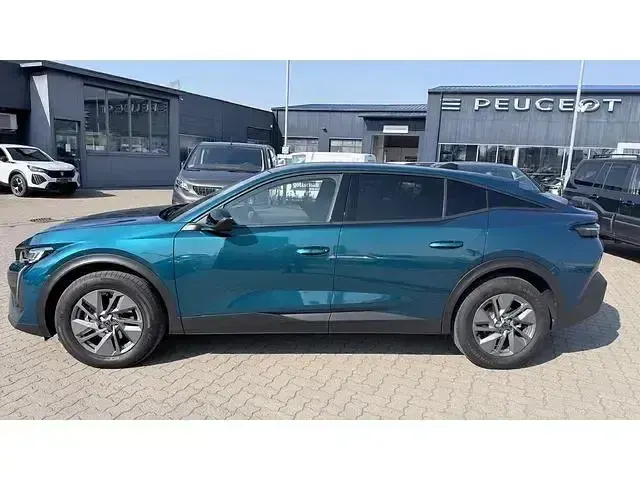 Gebraucht Peugeot 408 Allure 131 PS (96 kW) 2023 Blau SUV