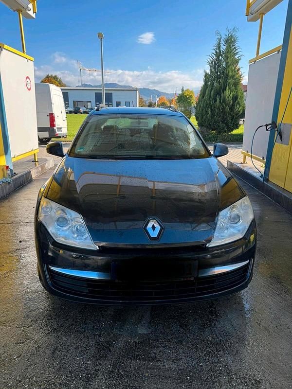 Schwarz Gebraucht 2010 Renault Laguna III Kombi | 2.200 € (Superpreis) - Bild 1/4