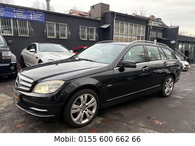 Schwarz Gebraucht 2010 Mercedes C220 Avantgarde Limousine | 4.999 € (Superpreis) - Bild 1/4