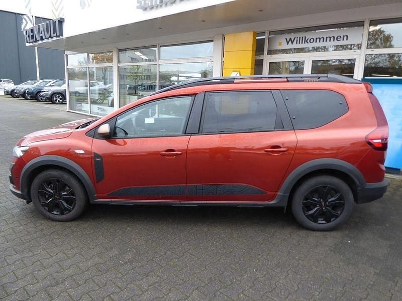 Gebraucht Dacia Jogger Extreme 110 PS (80 kW) 2025 Braun Van / Kleinbus
