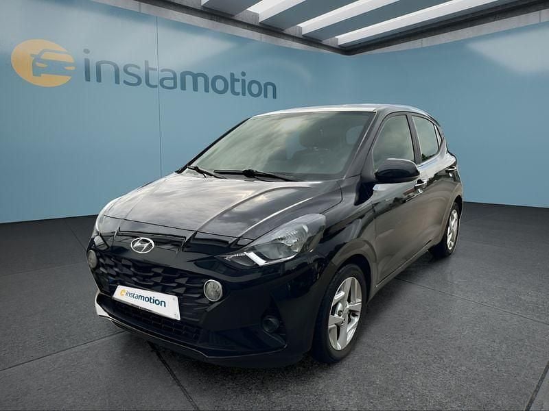 Schwarz Gebraucht 2022 Hyundai i10 Trend Kleinwagen | 14.399 € (Fairer Preis) - Bild 1/4