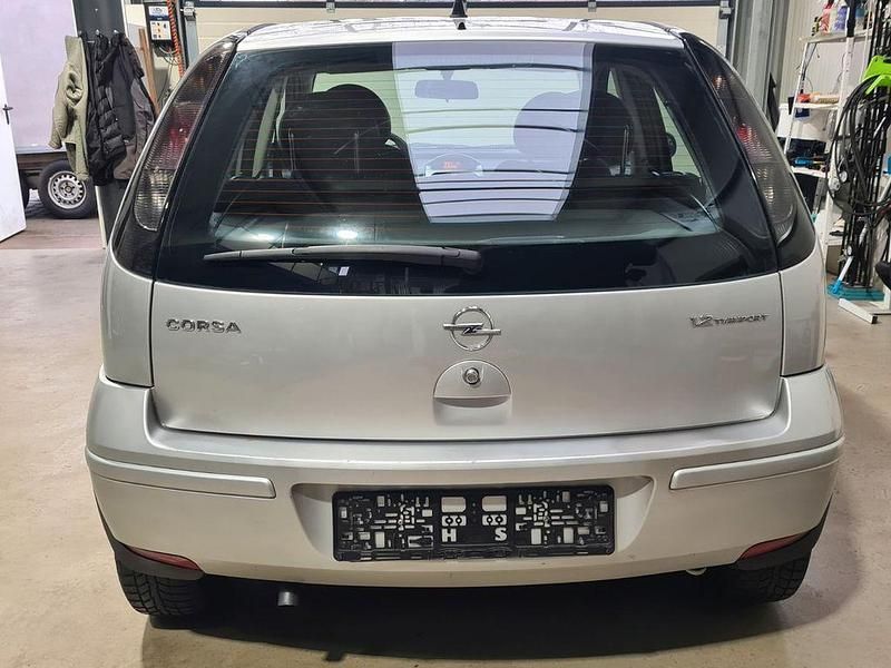Gebraucht Opel Corsa 80 PS (58 kW) 2005 Silber Kleinwagen