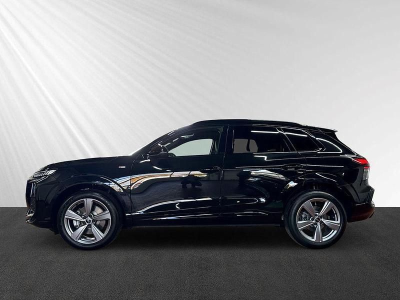 Gebraucht Audi Q3 S-Line 150 PS (110 kW) 2025 Mythosschwarz metallic (schwarz) SUV