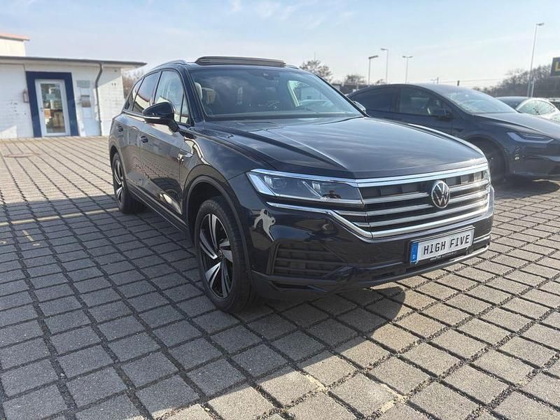 Gebraucht VW Touareg 286 PS (210 kW) 2022 Blau SUV