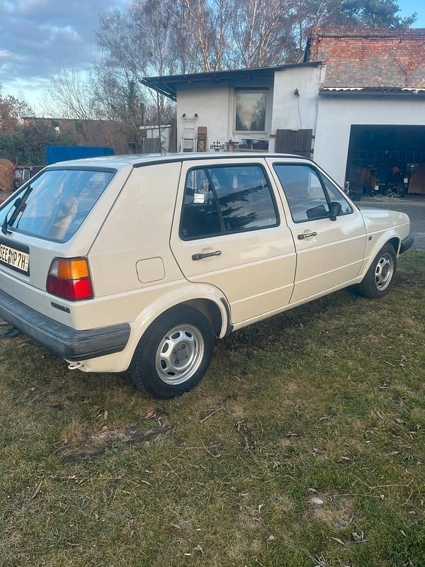 Gebraucht VW Golf II 54 PS (39 kW) 1984 Weiß Kleinwagen