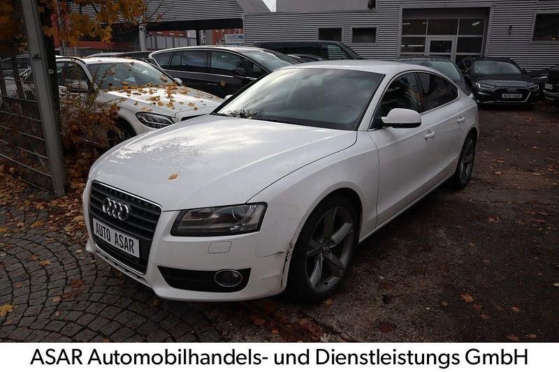 Ibisweiss Gebraucht 2010 Audi A5 Sportback Kleinwagen | 5.980 € (Superpreis) - Bild 1/4