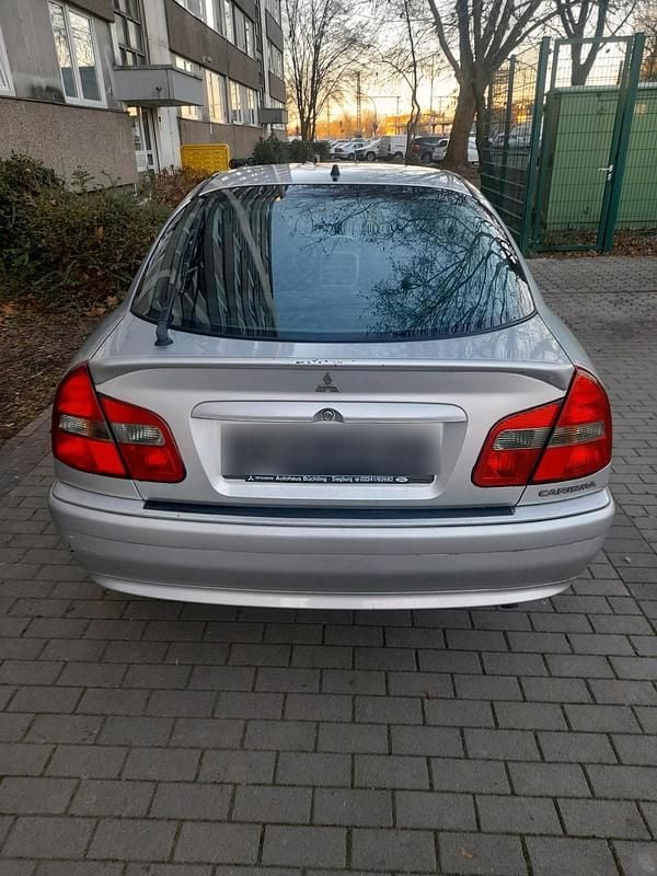 Gebraucht Mitsubishi Carisma 115 PS (84 kW) 2001 Silber Limousine