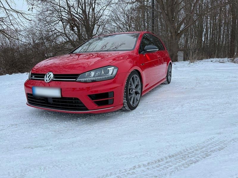 Gebraucht VW Golf VII R 300 PS (220 kW) 2015 Rot Limousine