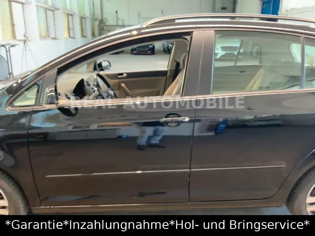 Gebraucht VW Golf Plus Cross Comfortline 122 PS (89 kW) 2009 Schwarz Limousine