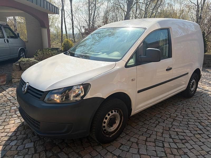 Używany VW Caddy 75 KM (55 kW) 2012 Biały Minivan