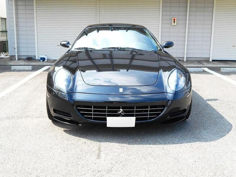 Second-hand Ferrari 612 540 CP (397 kW) 2006 Negru Coupe