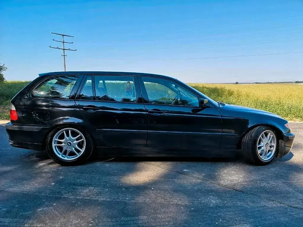 Gebraucht BMW 320 Shadowline 170 PS (125 kW) 2001 Schwarz Kombi