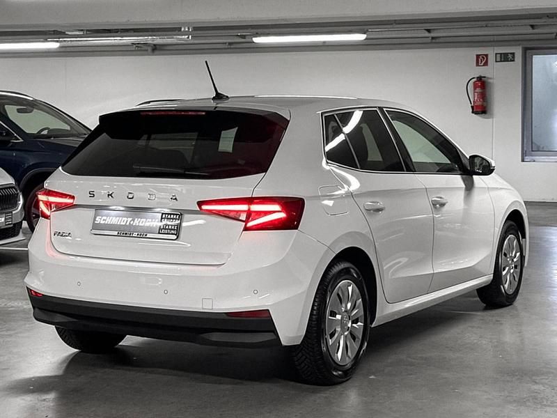 Gebraucht Skoda Fabia Selection 116 PS (85 kW) 2024 Candyweiß Limousine