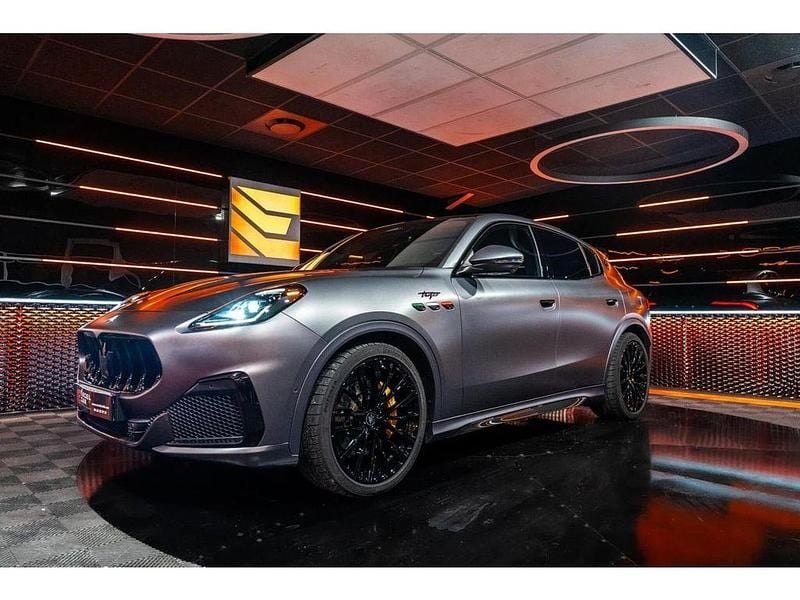 Grau Gebraucht 2023 Maserati Grecale SUV | 109.900 € - Bild 1/4
