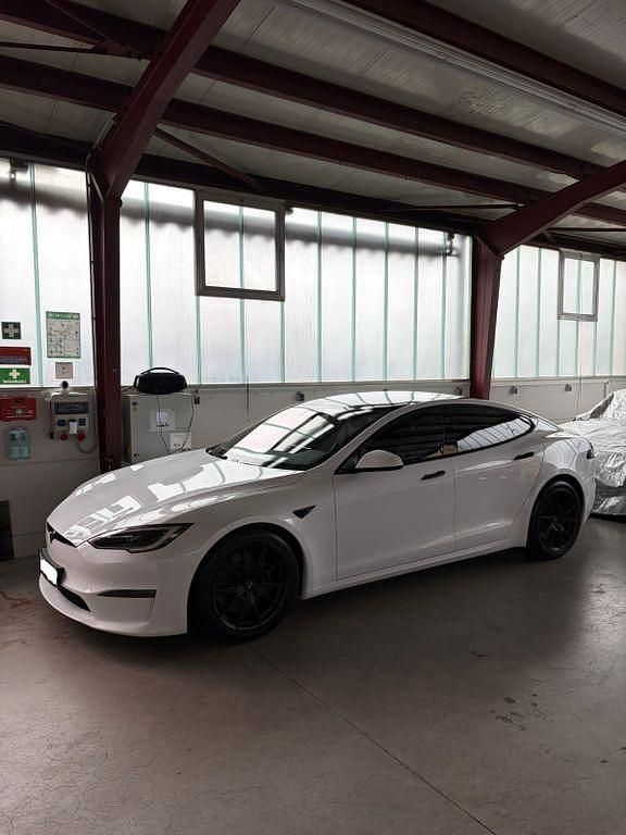 Weiß Gebraucht 2022 Tesla Model S Plaid Kleinwagen | 83.000 € (Fairer Preis) - Bild 1/4