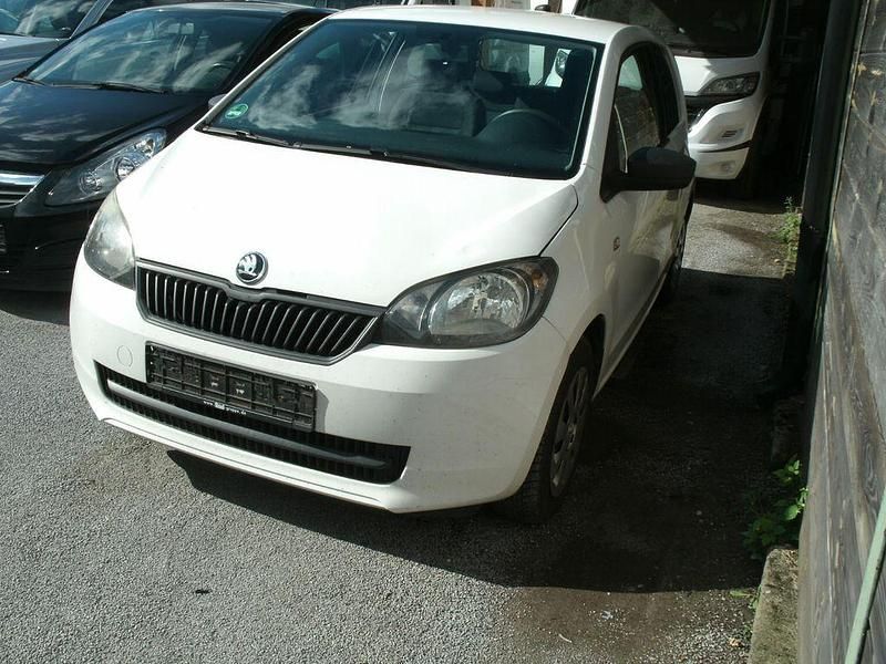 Weiß Gebraucht 2015 Skoda Citigo Cool Edition Kleinwagen | 3.550 € (Fairer Preis) - Bild 1/4