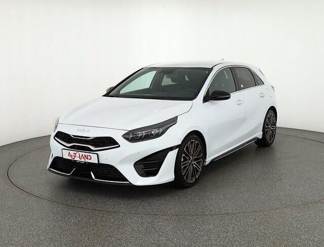 Andere Gebraucht 2023 Kia Ceed 2 Limousine | 27.900 € (Etwas zu teuer) - Bild 1/4