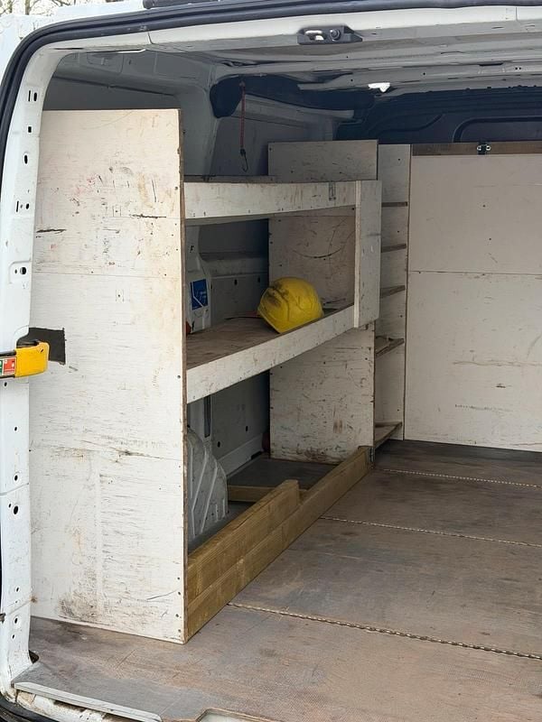 Gebraucht Ford Transit 130 PS (95 kW) 2019 Weiß Van / Kleinbus