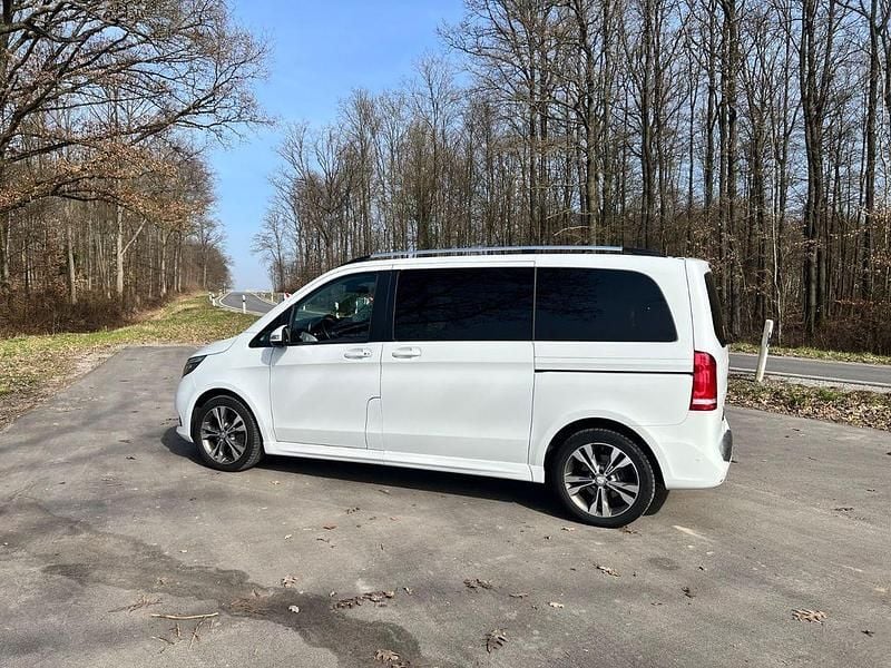 Gebraucht Mercedes V250 190 PS (139 kW) 2016 Weiß Van / Kleinbus