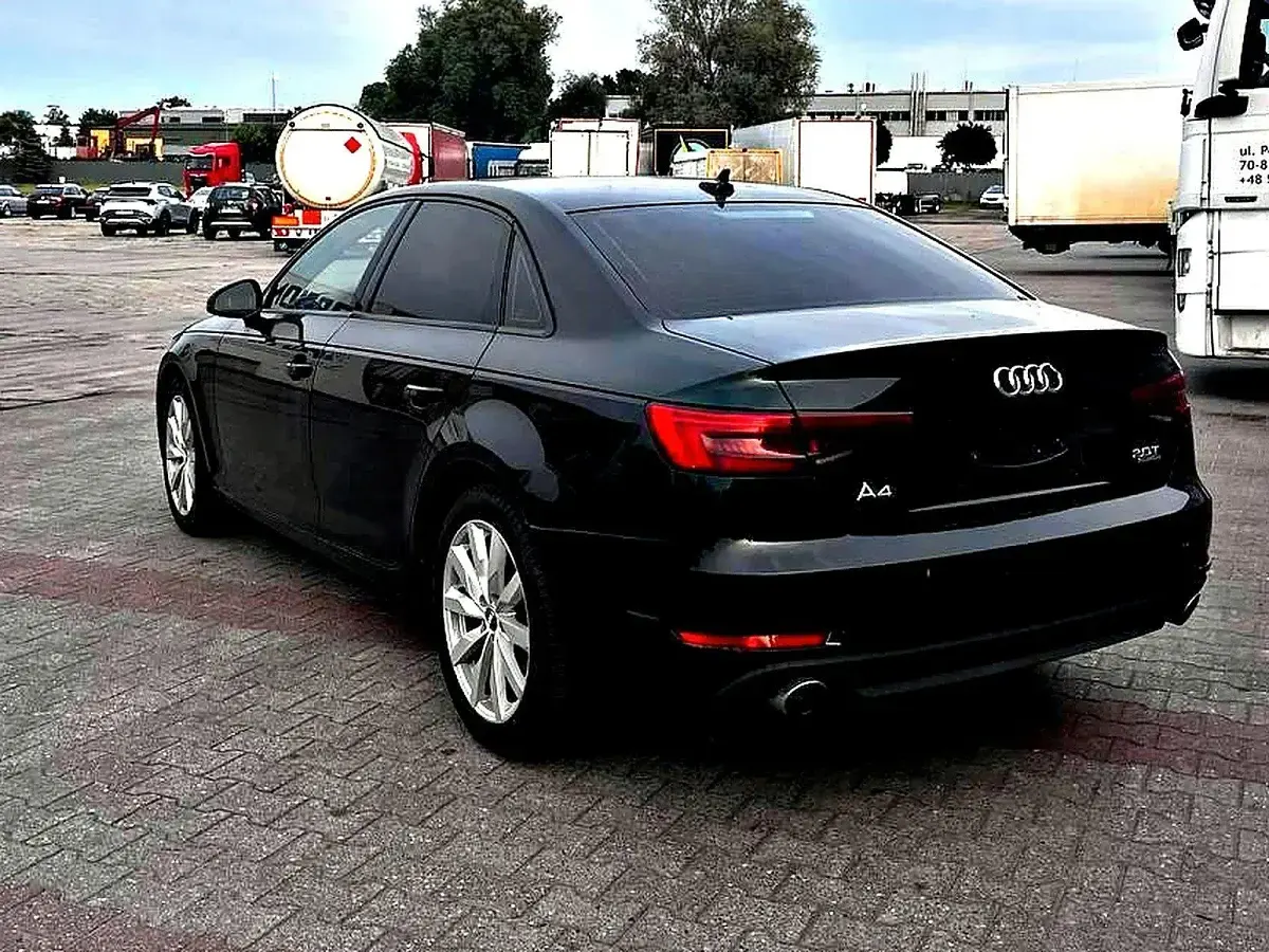 Gebraucht Audi A4 241 PS (177 kW) 2017 Schwarz Limousine