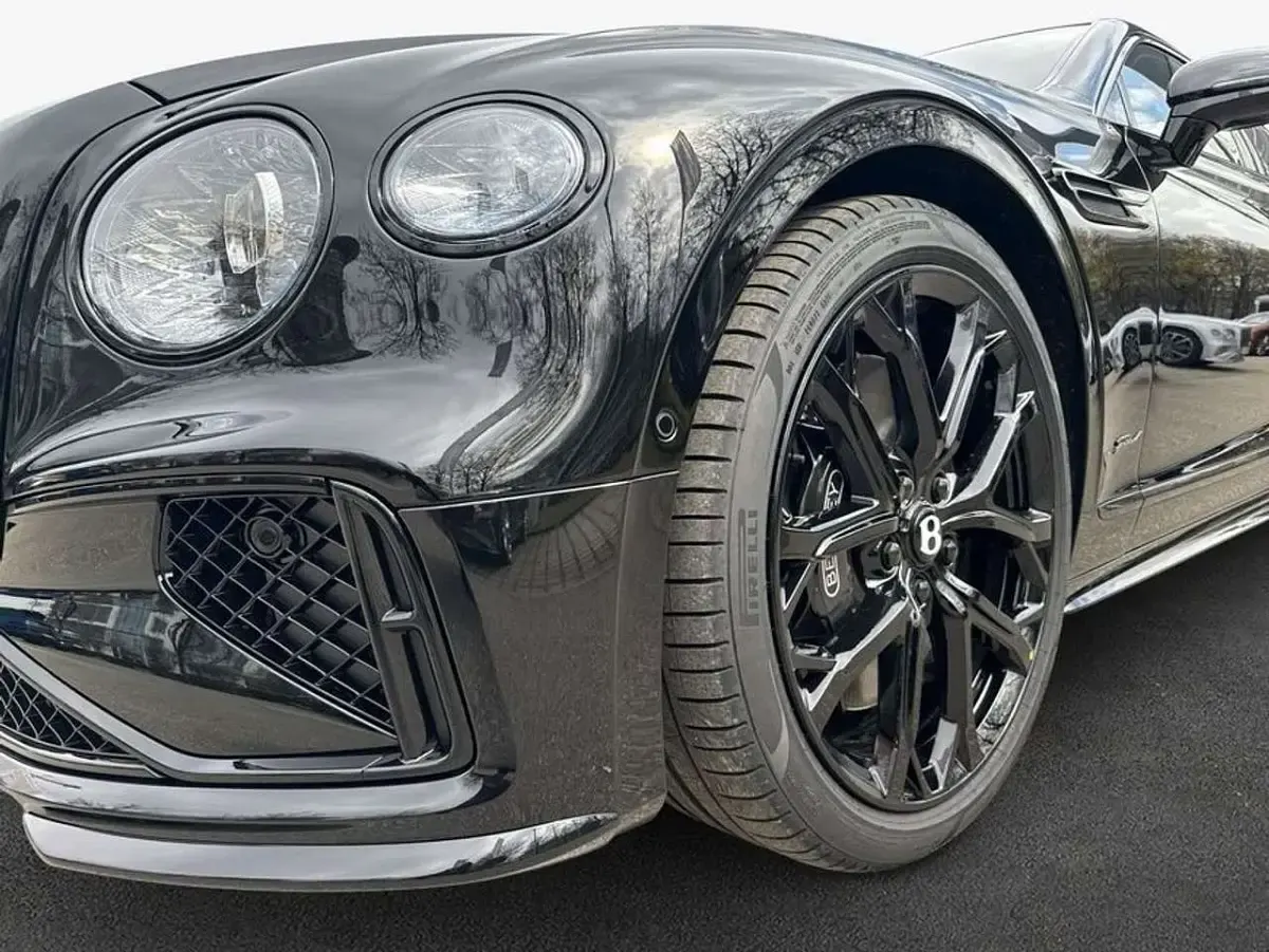 Neu Bentley Flying Spur 782 PS (575 kW) 2026 Schwarz Limousine