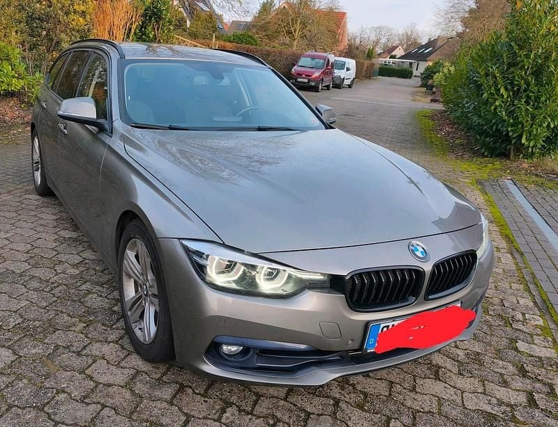 Gebraucht BMW 320 Efficient Dynamics 190 PS (139 kW) 2017 Andere farben Kombi