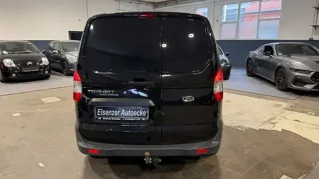 Gebraucht Ford Transit Courier Basis 101 PS (74 kW) 2021 Andere Van